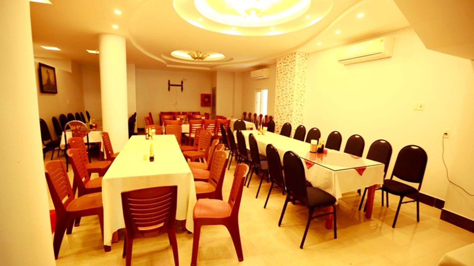 Xuan Hung Hotel Da Nang Exterior foto